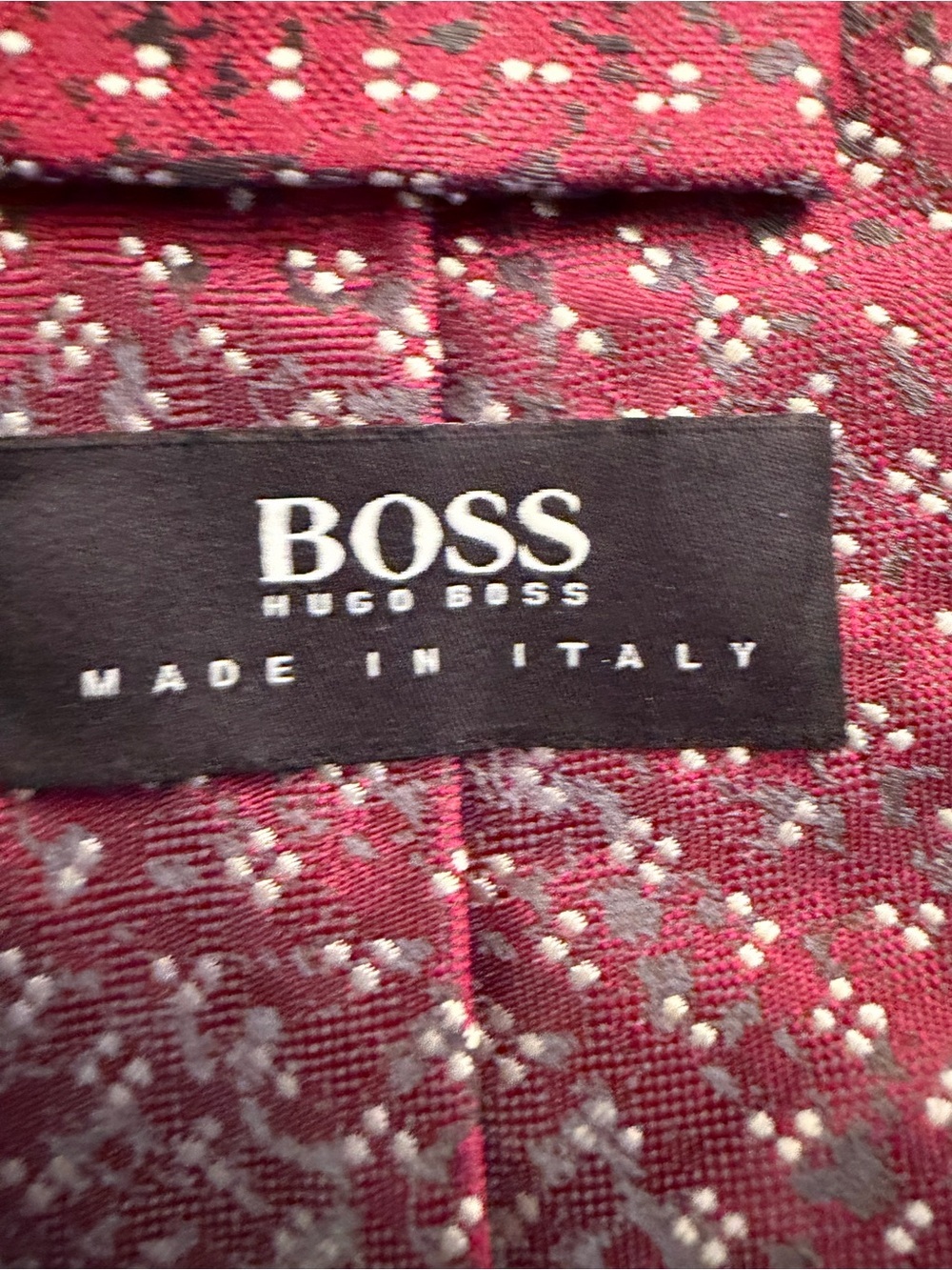 Hugo Boss Classic Burgundy Men's Silk Tie with Micro Dot Pattern 3” wide - Picture 3 of 4